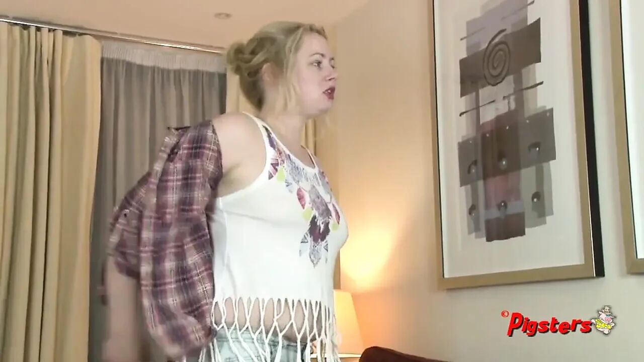 Amber West in late night wank