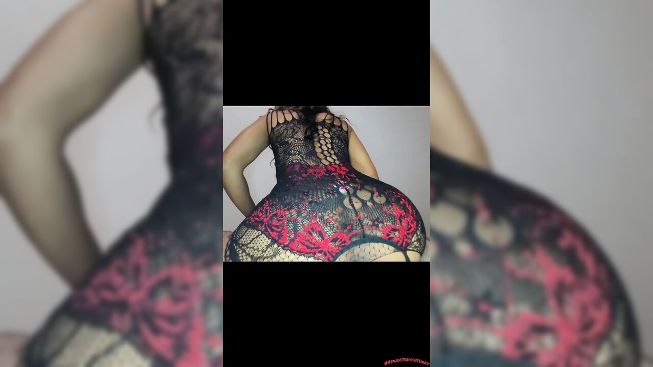 Hot Asian with an Amazing Ass tries porn . Surprised by cum in mouth
