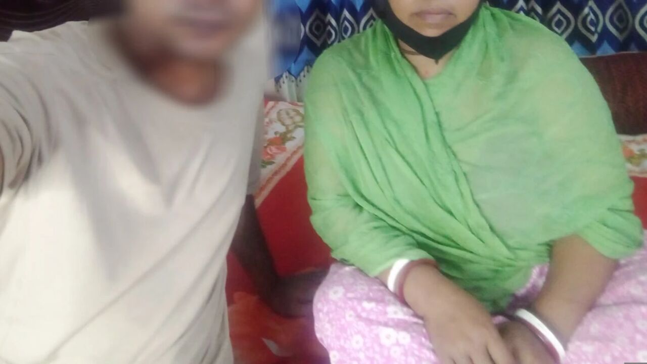 Horny Experienced and Mature Bangladeshi Step Mom Give Their Step Sons a Boner with One Dirty Look - Fucking Hardcore Bangladeshi