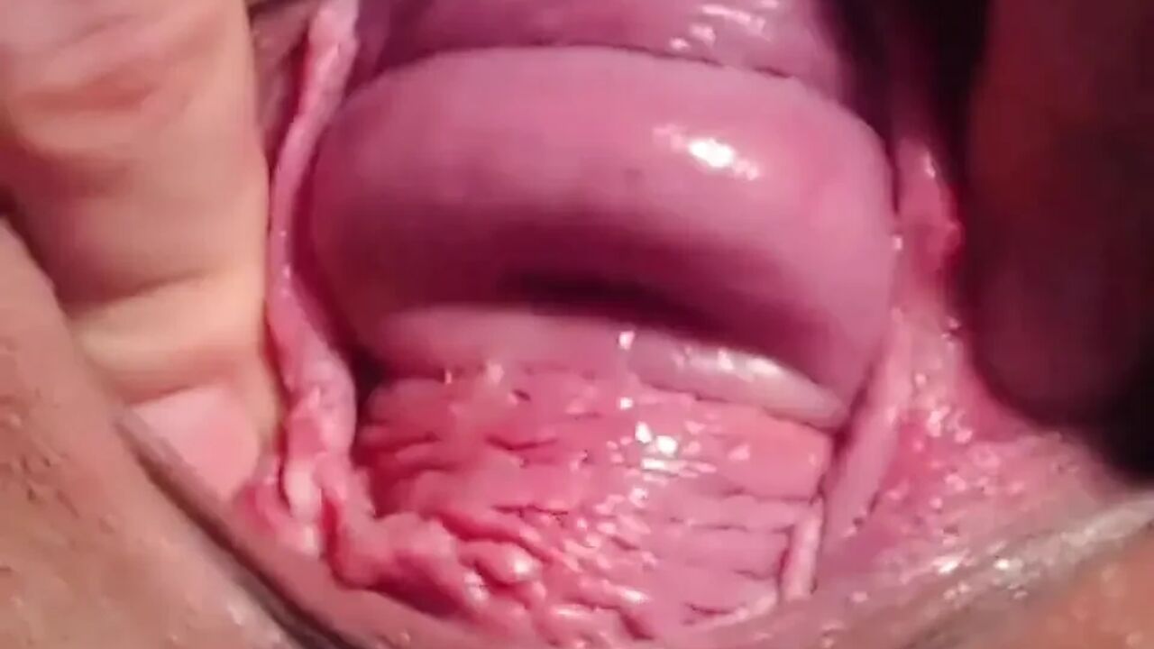 Huge objects in pussy, dp, squirt ,cervix show