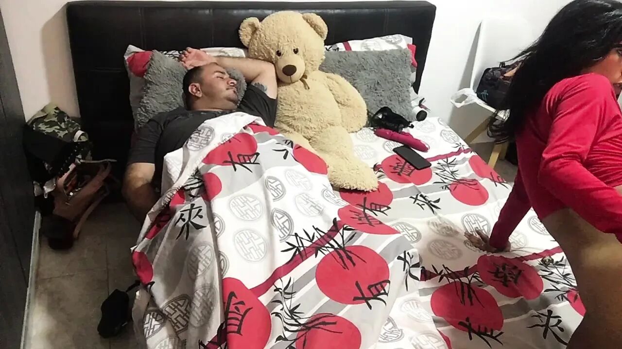 I give my husband's cock a blowjob until I orgasm.