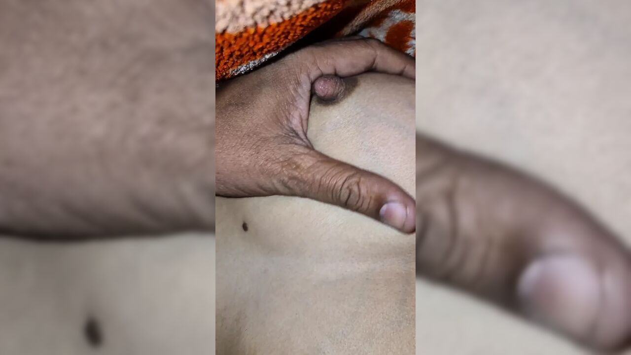 Girlfriend Ko Raat Mai Ghar Bulaya