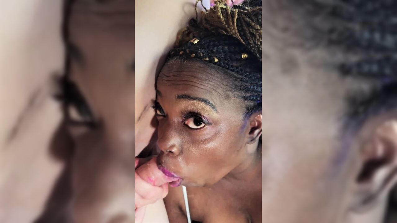 MochaSwallows plays an obedient wife