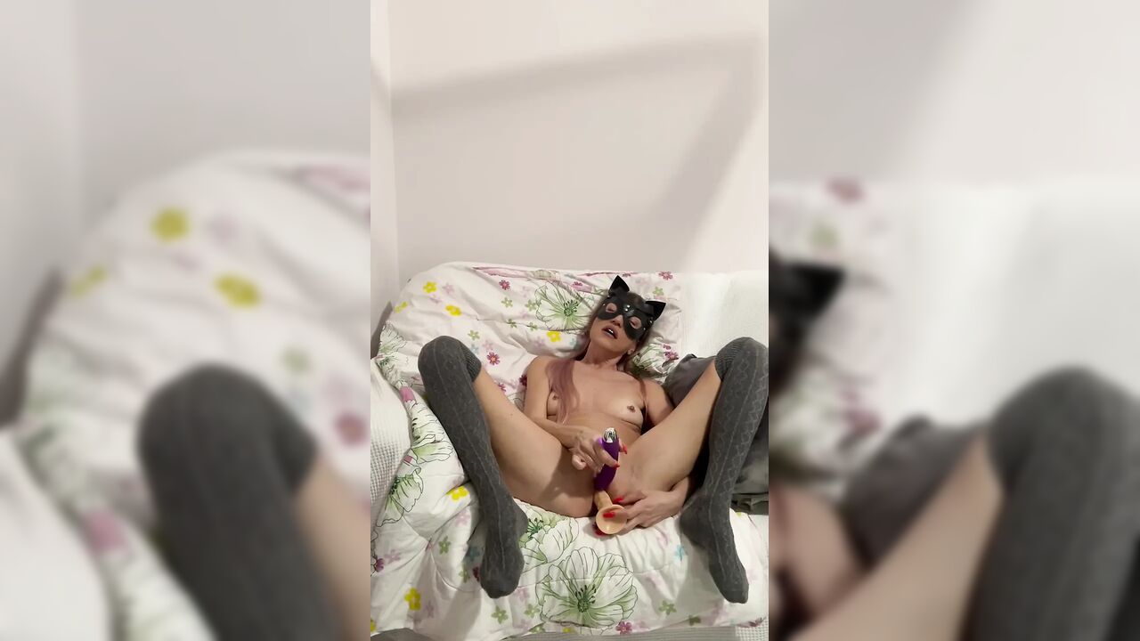 Solo Masturbation and 2 Orgasm 20 Min