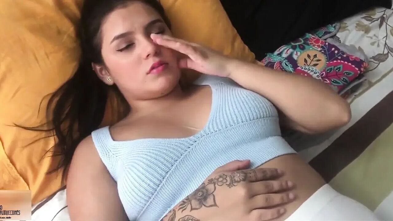 I Fuck My Stepbrother After He Takes a Shower- Creampie