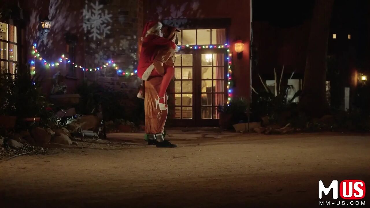 Miss Santa Needs Sugar
