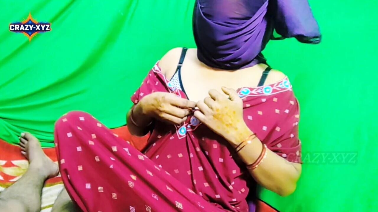 Crazy-xyz Desi cute indian 18+ cheating Bhabhi pussy fucking
