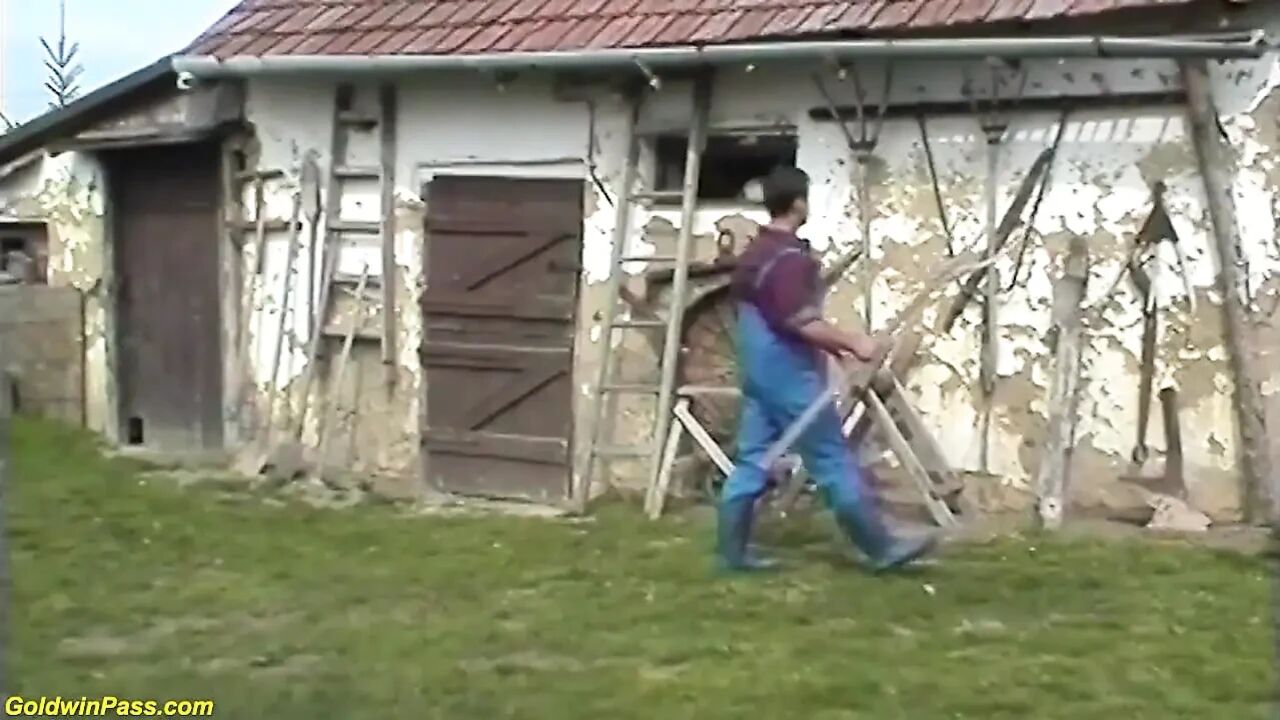 Farmer grandma rough outdoor fucked