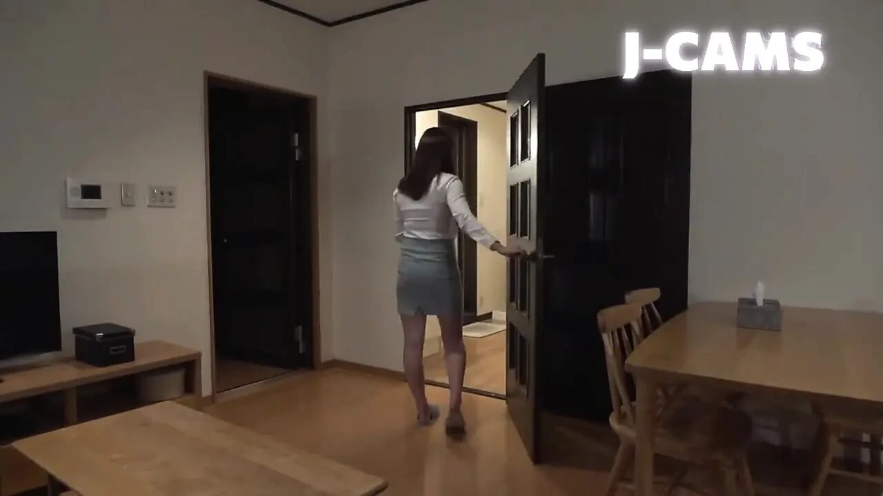 Couldn't Pay Rent, so I Crashed at Her Place-welcomed by Her Kind, Busty Three Sisters! - C