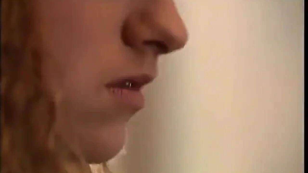 Teen blonde threesome drilling