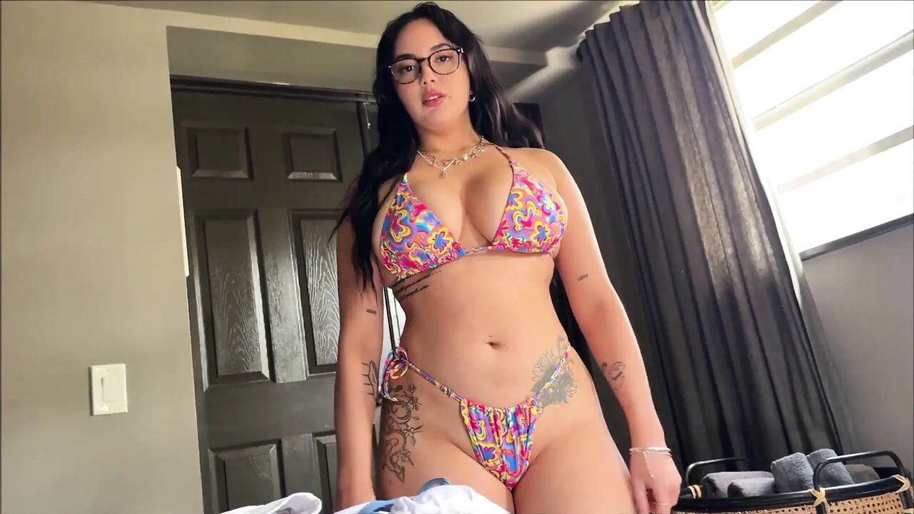 Big Step Sis Shares Bed on Miami Vacation - Nika Venom