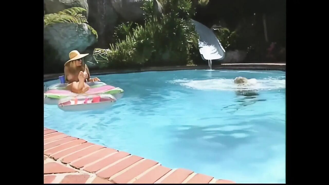 A Hot Summer Foursome Fuck for Jill Kelly
