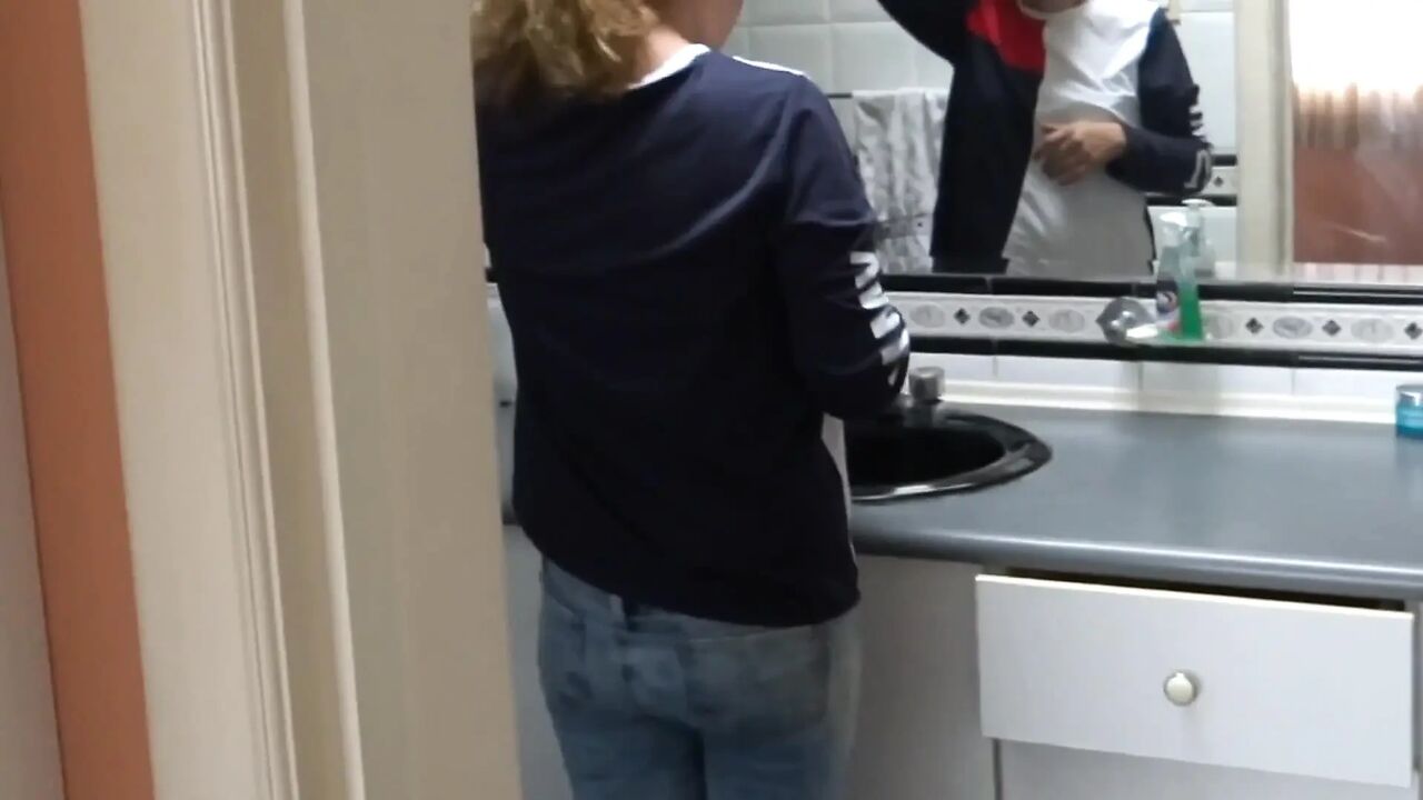 Stepmom's First Masturbation in Front of Her Hiajstro to Make Her Jerk off and Let Him Cum on Her Ha