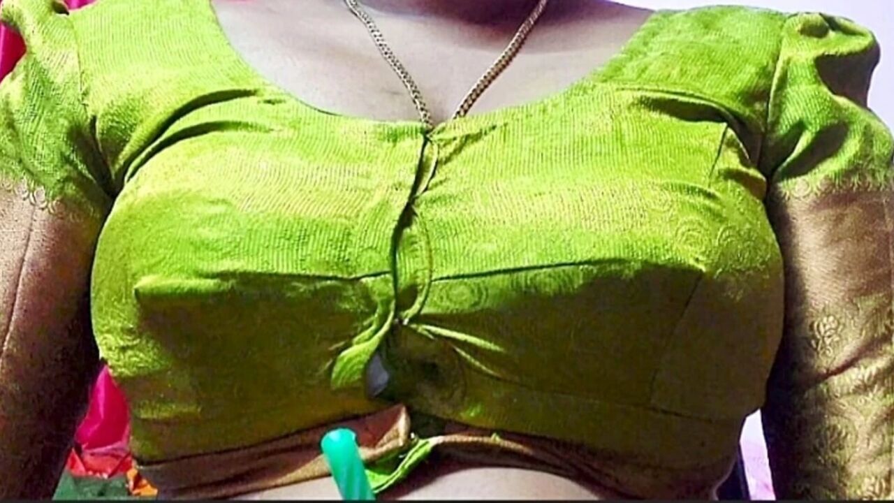Indian Stepaunty kavita Having Sex in Bedroom