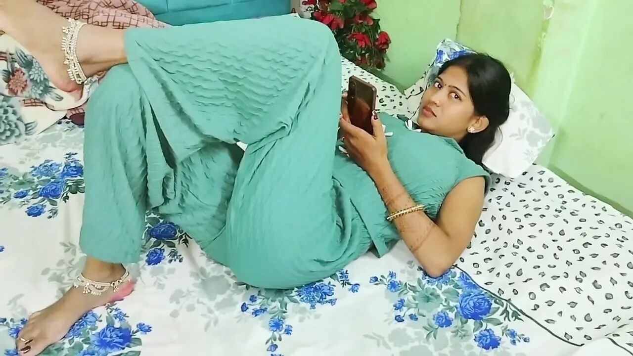 XXX Younger Step Bother Penis Got Hard After Seeing The Beauty of Hot Sister-in-law