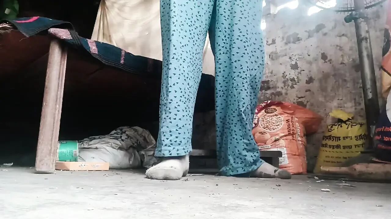 Desi woman housewife sex big pusssy indian desi Bhabhi