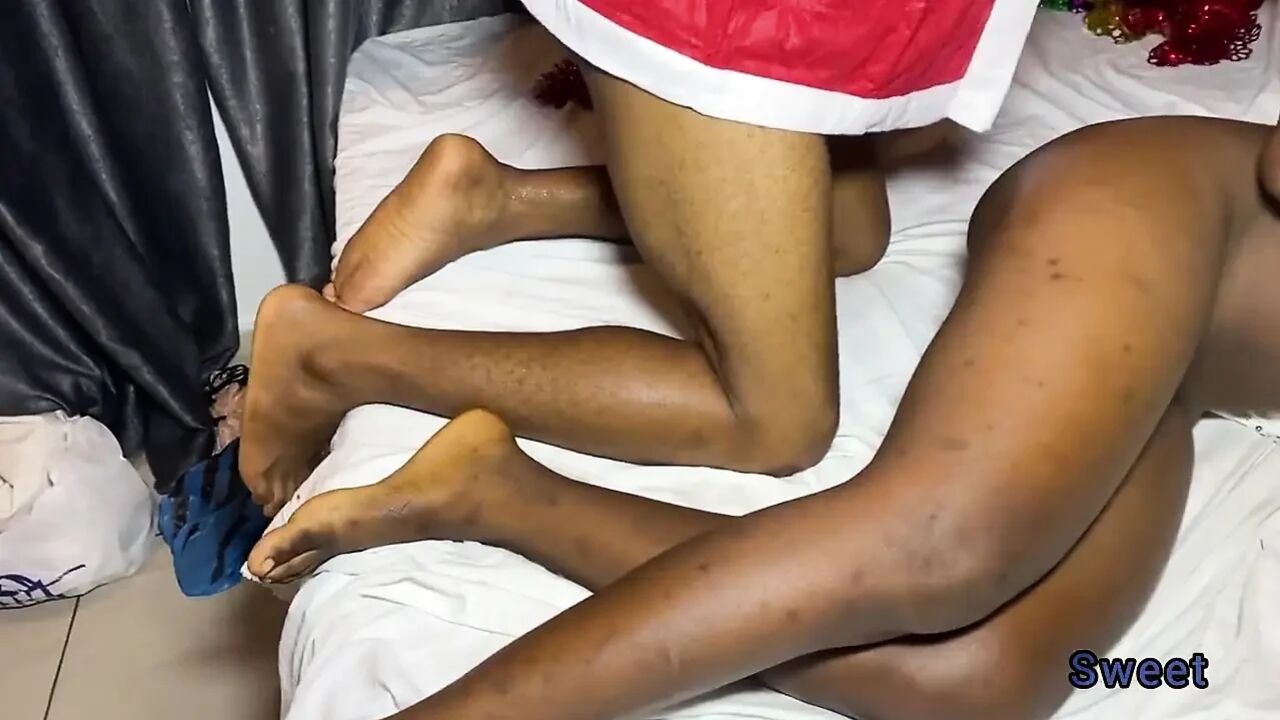 Creampie Xmas Fuck From BBC Santa Gift to Ebony Sweet Babe