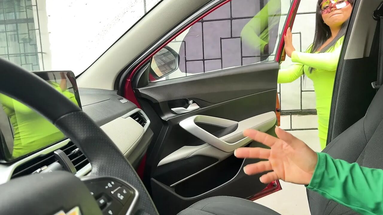 Epic!! I convinced my stepmother to have sex in the car while we were in a garage. She's such a slut.