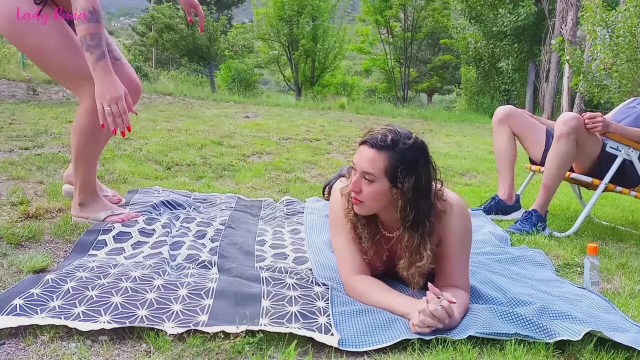 My husband doesn't understand why I invited my friend to our vacation