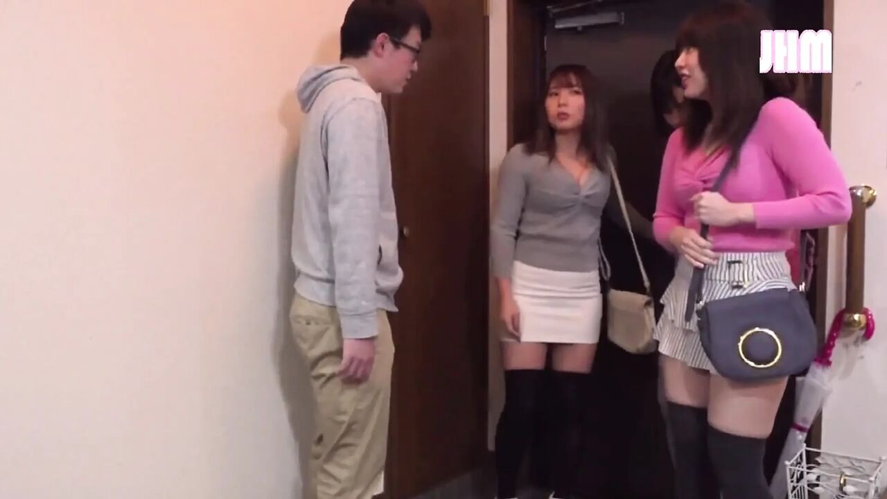 Bath Time Memory. a Stepbrother’s Playful Teasing Turns Into Something Unforgettable. - Episode 1