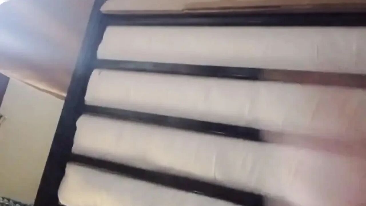 She Love to Ride a Big Cock