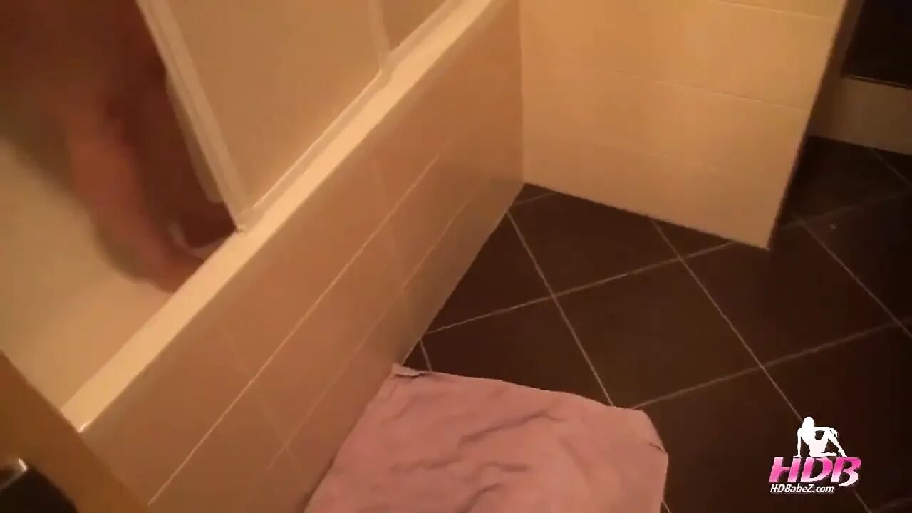 109 - 2 Babe Fucks to Swallow Sperm