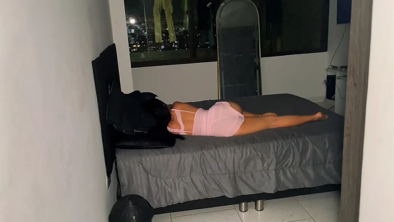 POV: I enter Camila Henao's room and the slut can't resist seeing my penis