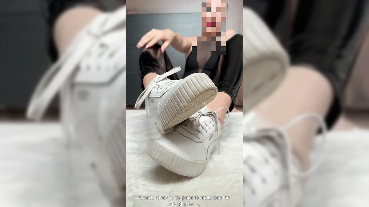 The only close-up you need (Day 7 with the socks)
