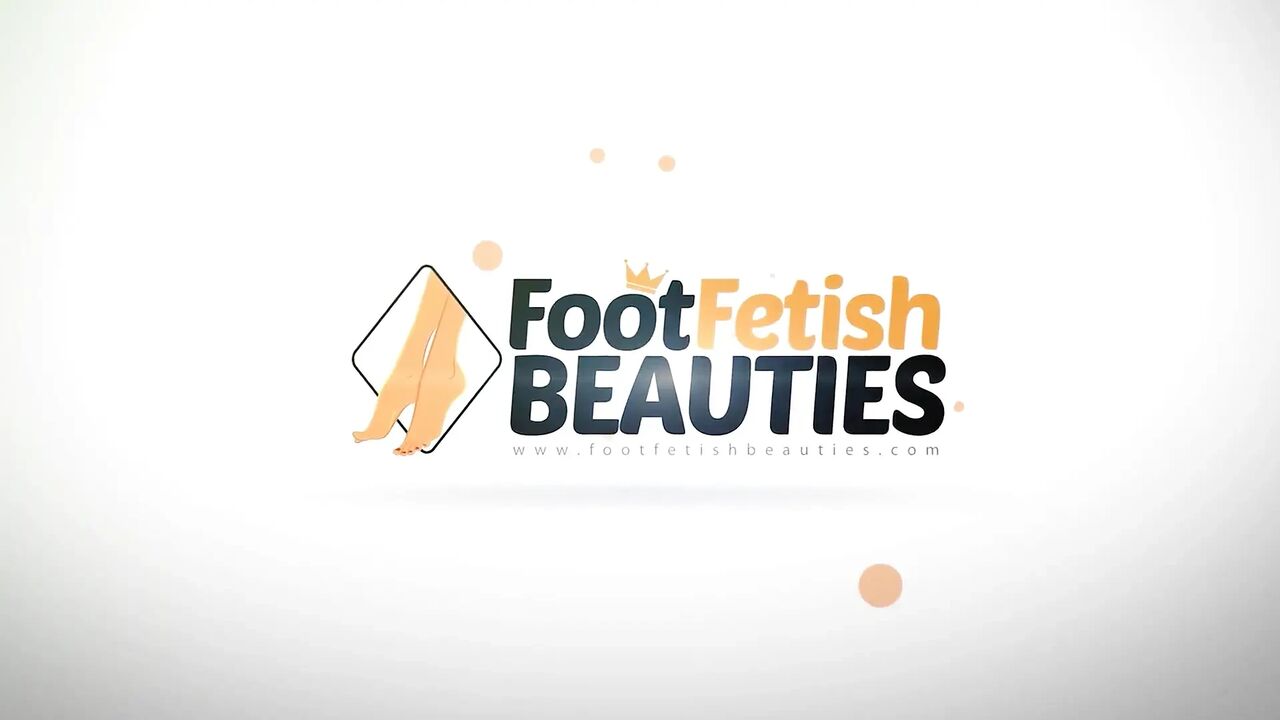 Sensual Foot Tease with a Sexy Brunette