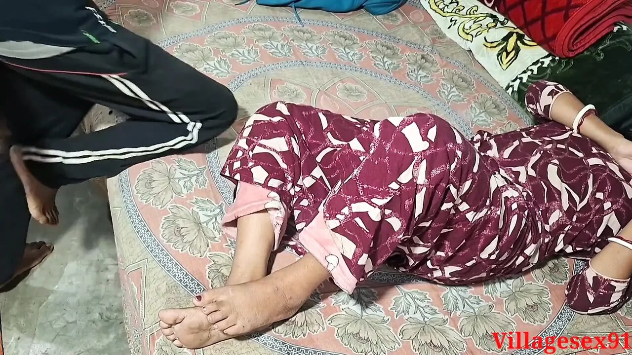 Village Bhabhi Ki Chudai Sexy Pussy