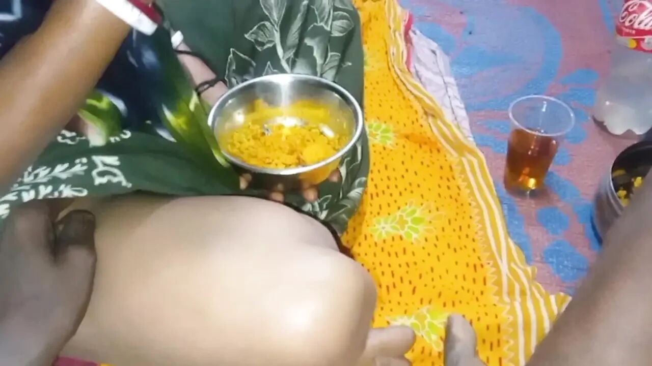 Aaj bhabhi ko drink pila kar chudai Kiya bahut enjoyment ke sath