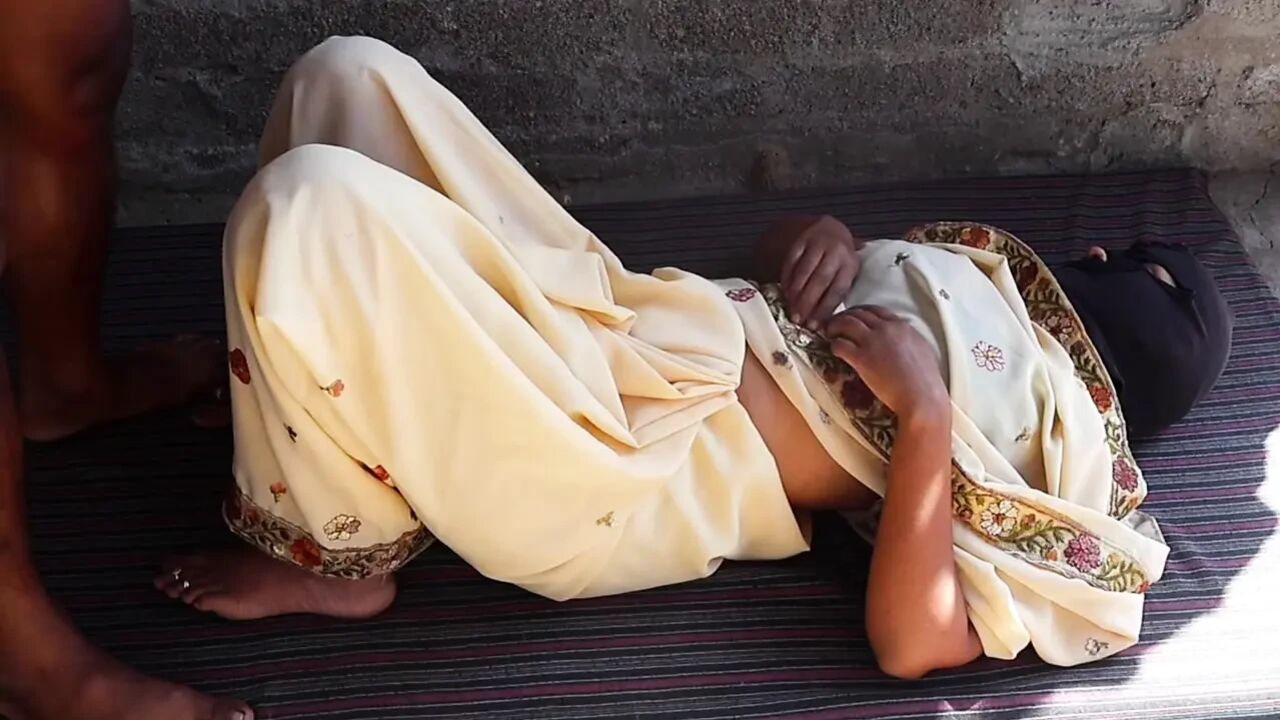 Saloni bhabhi Makan Malik ke sath kiraya Na Dene