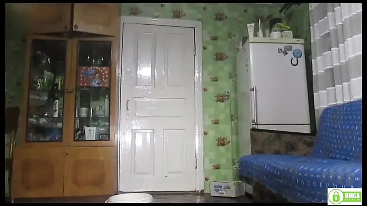 Naked beauty cleans the house