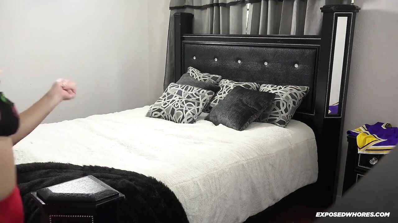 Nova Cane cock teases her step brother