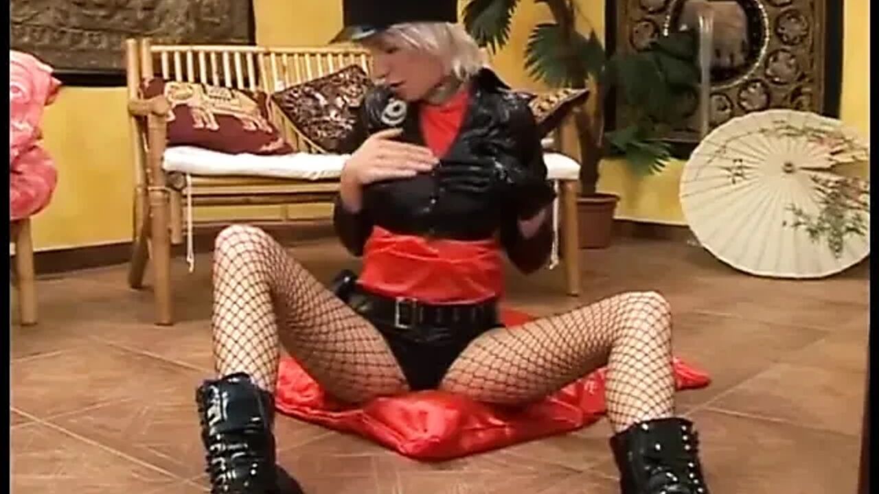 Horny blonde fucked hard in her wet pussy from her horny fucker