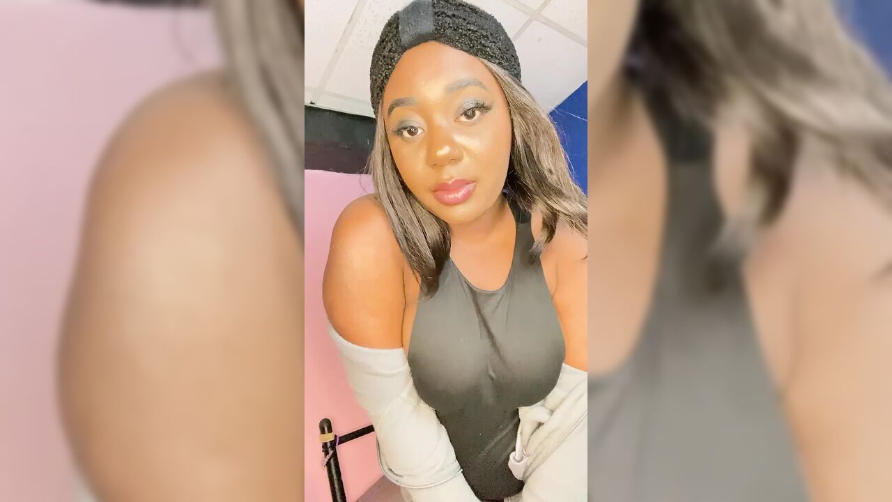 lick MY puSSY??