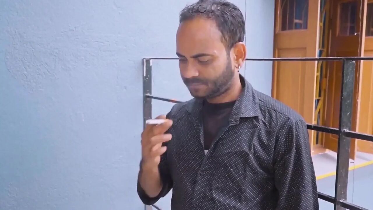 Rich Desi Madam Fucking with Her Personal Assistant - Indian Boss Sex