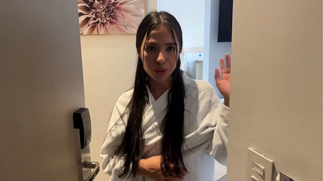 Fucking a neighbor whore in a motel in Medellín Paisa Colombian arrecha