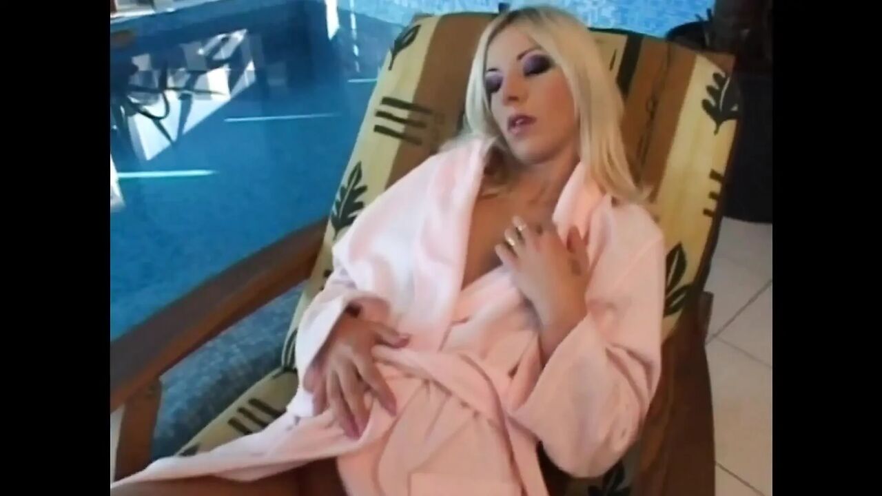Hot Blonde Gets Finally Fucked
