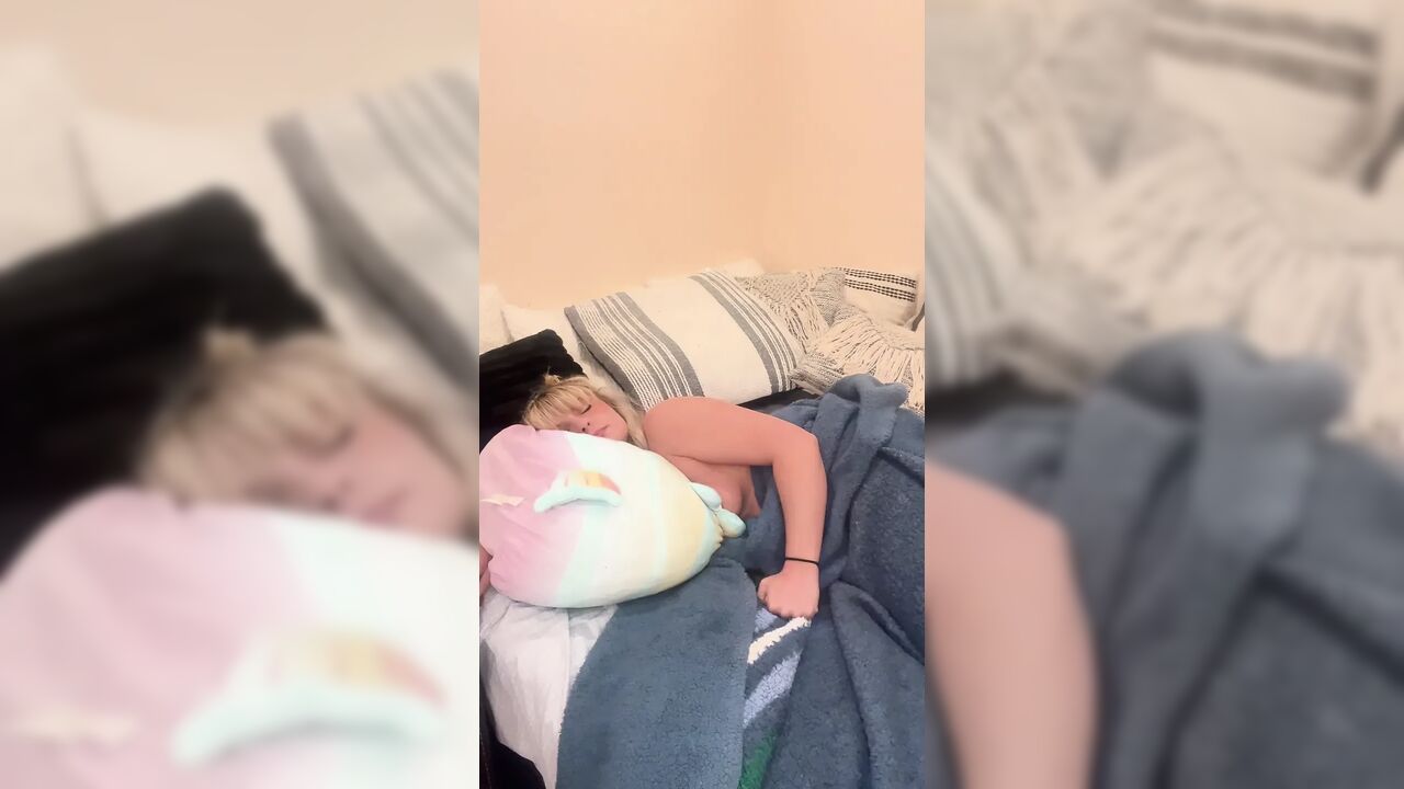 Stepmom Wants Sons Cum in Her Cunt