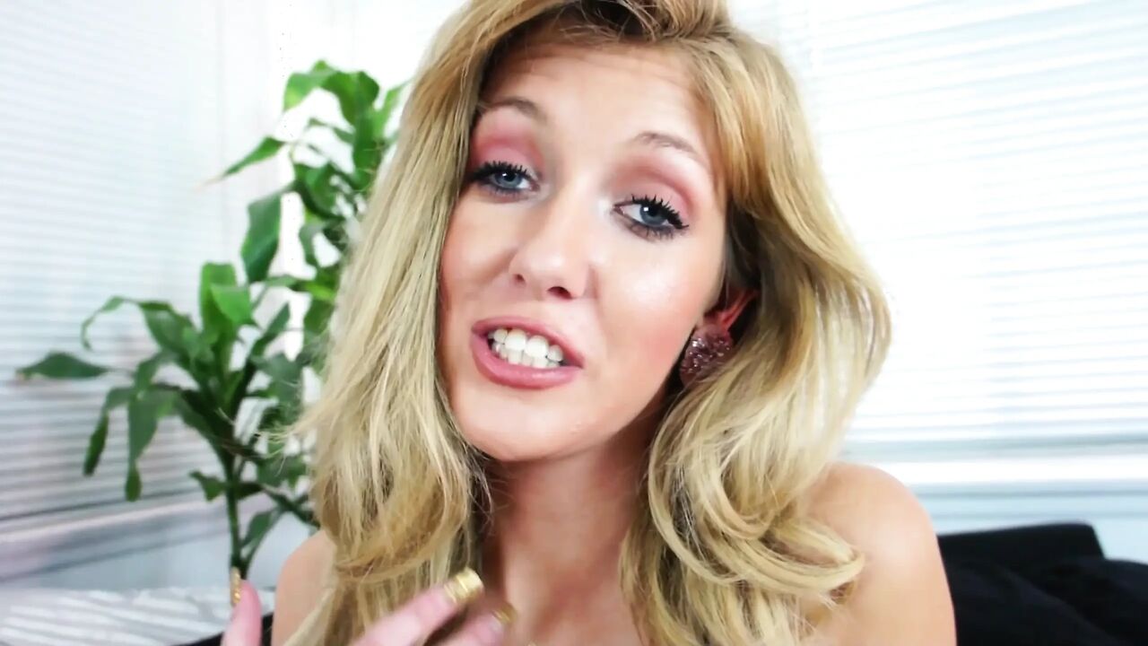 Pretty eye pussy creampie