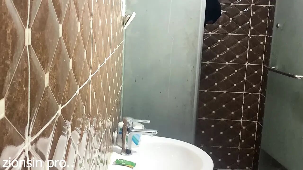 Red Bathroom to Room Cucumber Fuck