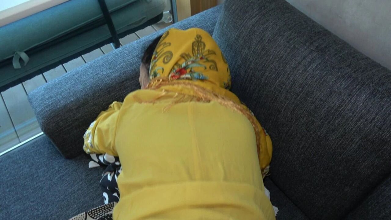 Homemade Sex with Big Ass Muslim Arab Stepmom in Hijab