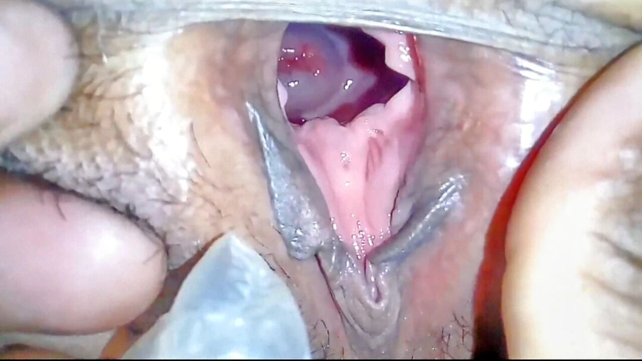 Desi Nargis Bhabhi Old Sex Video her Husband