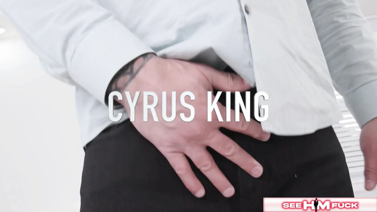Stud Cyrus King Gets Rimmed By Petite Redhead Madi Collins!