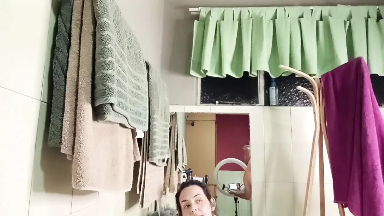 Getting to Know My Roommate