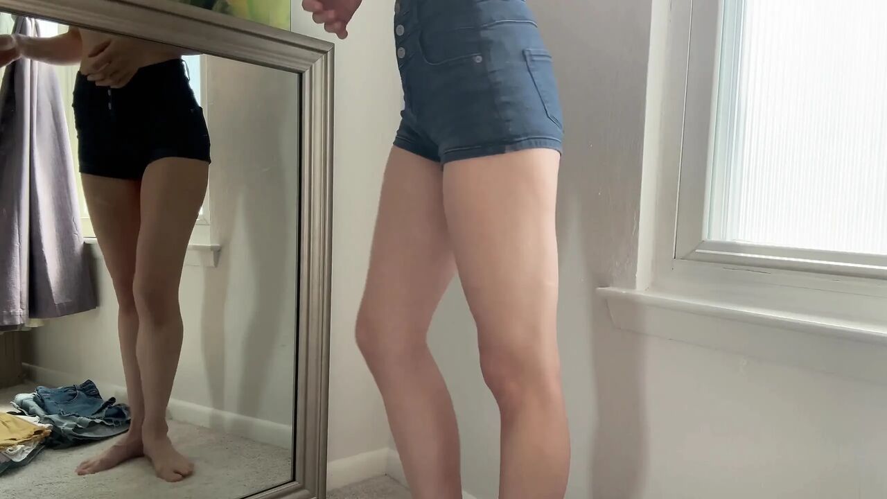 Sfw Wardrobe: 31 Shorts
