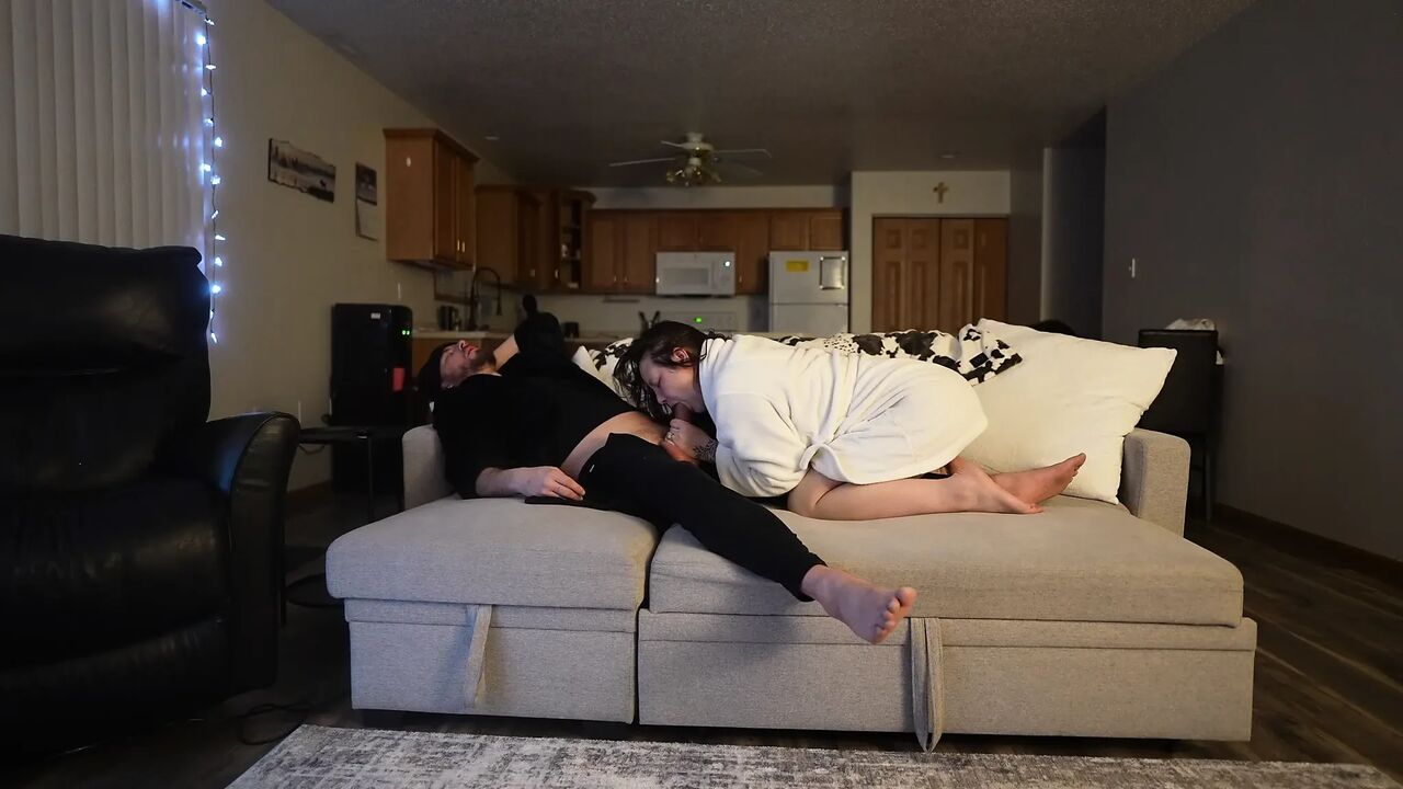Desperate Housewife Wants to Get Pregnant