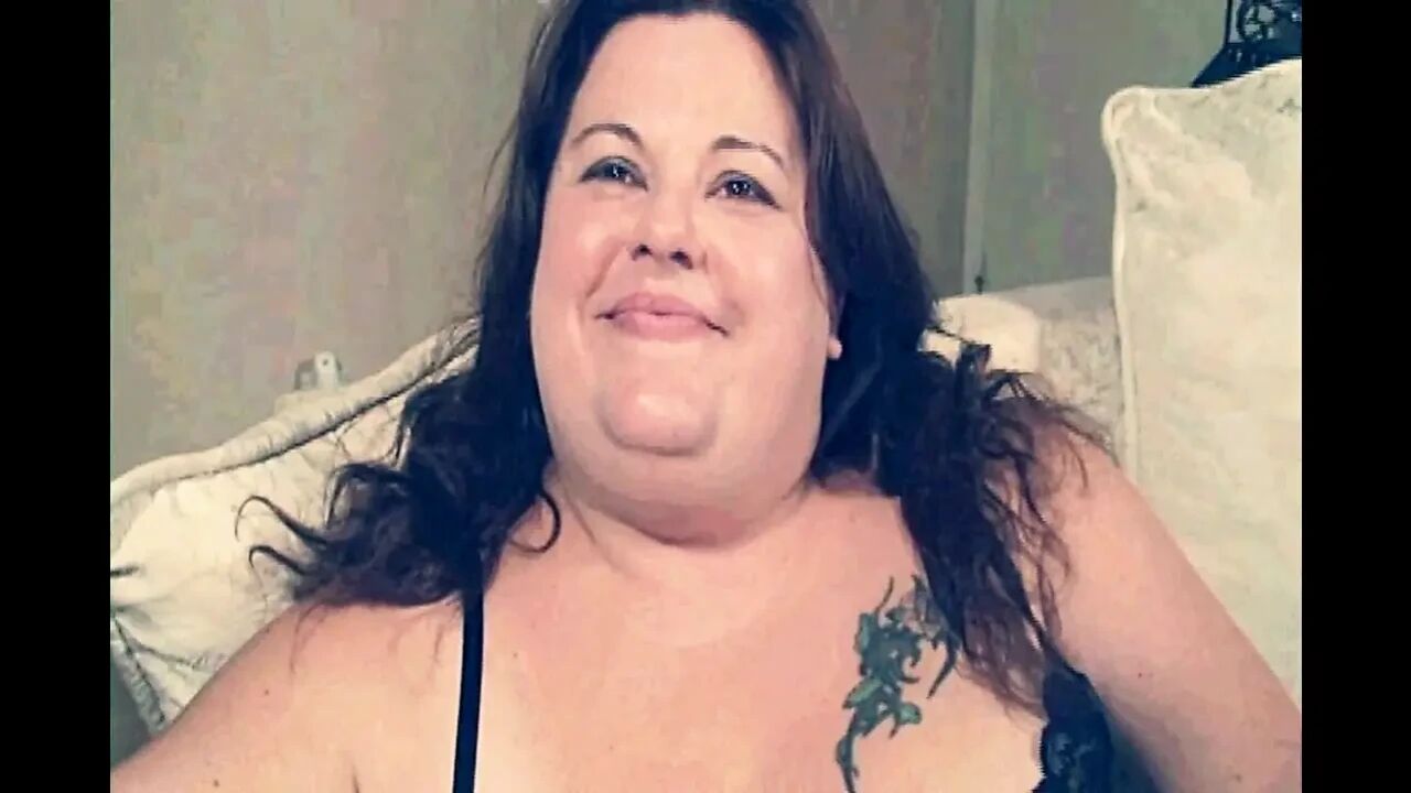 Fat Mature Enjoys Being Fucked with Strapon