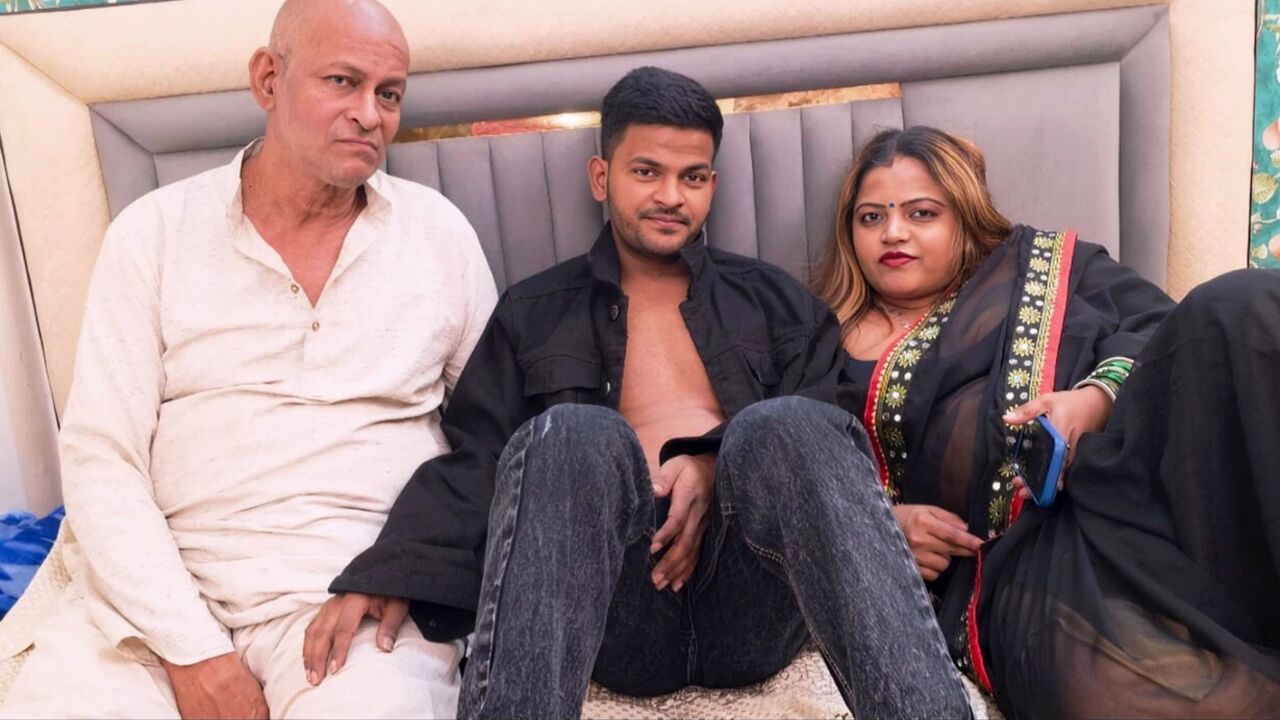 Old man hard thresome sex with dwsi bhabhi and girl..